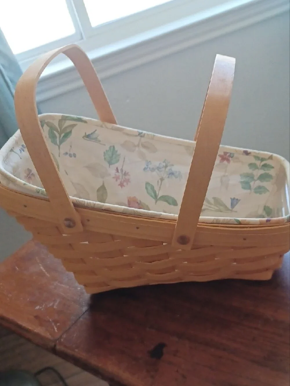 Longaberger Floral-Lined Woven Basket in Cream and Green